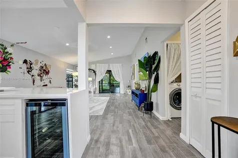 6188 Pine Tree Lane Tamarac FL 33319