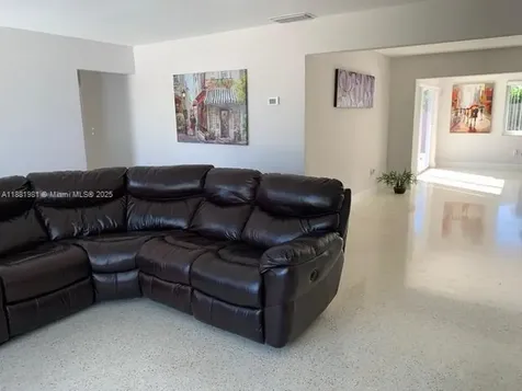 10610 NW 22nd Street Pembroke Pines FL 33026