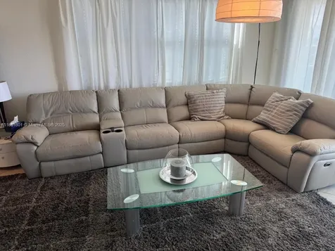 2501 S Ocean Drive Hollywood FL 33019