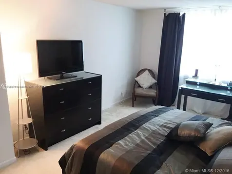 2501 S Ocean Drive Hollywood FL 33019