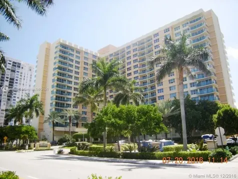 2501 S Ocean Drive Hollywood FL 33019