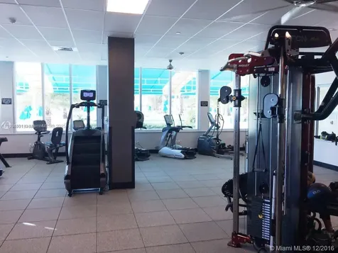 2501 S Ocean Drive Hollywood FL 33019