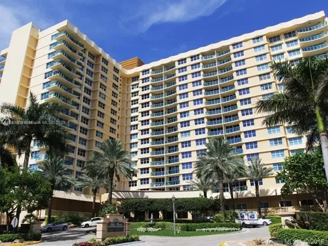 2501 S Ocean Drive Hollywood FL 33019