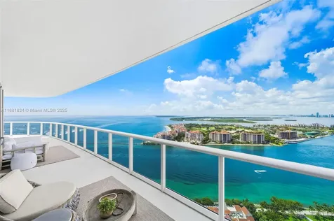 100 S Pointe Drive Miami Beach FL 33139