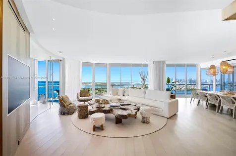 100 S Pointe Drive Miami Beach FL 33139