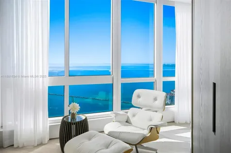 100 S Pointe Drive Miami Beach FL 33139