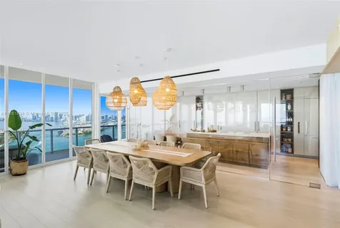100 S Pointe Drive Miami Beach FL 33139
