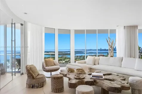 100 S Pointe Drive Miami Beach FL 33139