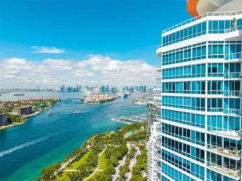 100 S Pointe Drive Miami Beach FL 33139