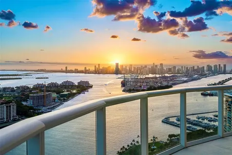 100 S Pointe Drive Miami Beach FL 33139