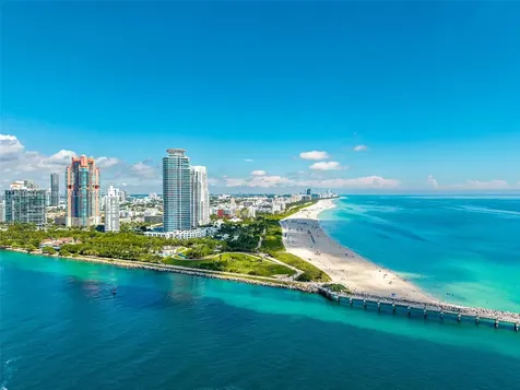 100 S Pointe Drive Miami Beach FL 33139