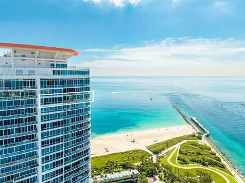 100 S Pointe Drive Miami Beach FL 33139