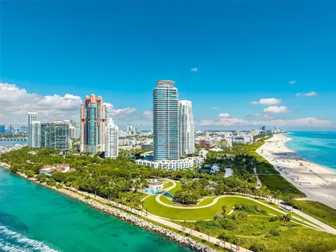 100 S Pointe Drive Miami Beach FL 33139