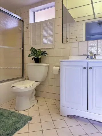 8881 Sunrise Lakes Boulevard Sunrise FL 33322