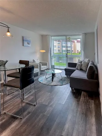 8881 Sunrise Lakes Boulevard Sunrise FL 33322