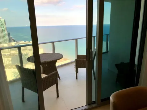 4111 S Ocean Drive Hollywood FL 33019