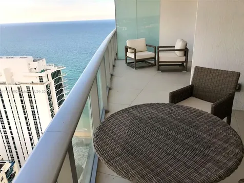 4111 S Ocean Drive Hollywood FL 33019