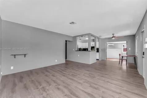 2831 Monroe Street Hollywood FL 33020