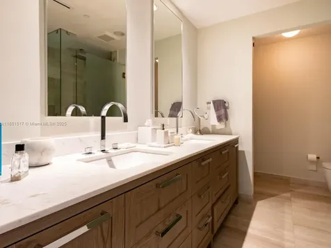 360 Ocean Drive Key Biscayne FL 33149