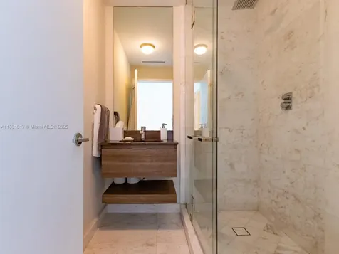 360 Ocean Drive Key Biscayne FL 33149