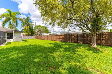 407 NW 18th Street Homestead FL 33030