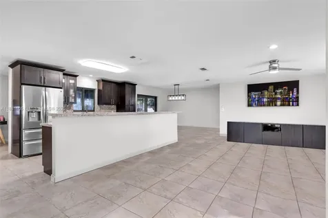 407 NW 18th Street Homestead FL 33030