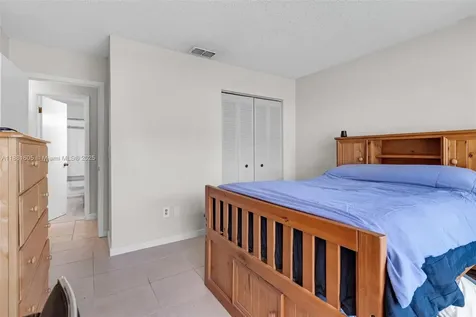 407 NW 18th Street Homestead FL 33030