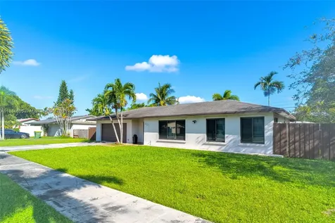 407 NW 18th Street Homestead FL 33030