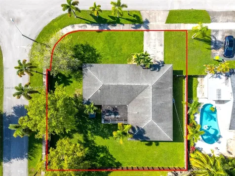 407 NW 18th Street Homestead FL 33030