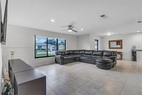 407 NW 18th Street Homestead FL 33030