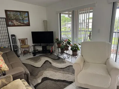9794 N Belfort Circle Tamarac FL 33321
