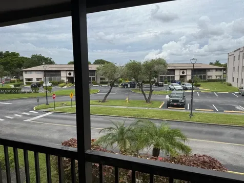 9794 N Belfort Circle Tamarac FL 33321