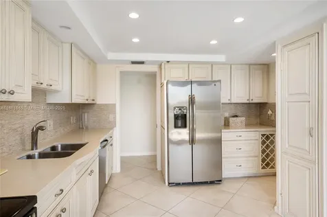 100 Beach Road Tequesta FL 33469