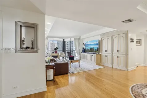 20191 E Country Club Drive Aventura FL 33180