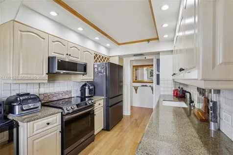 20191 E Country Club Drive Aventura FL 33180