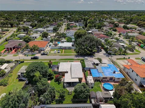 10031 SW 46th Street Miami FL 33165