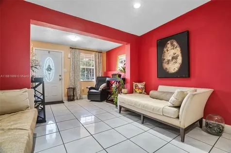10031 SW 46th Street Miami FL 33165