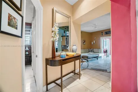 10031 SW 46th Street Miami FL 33165