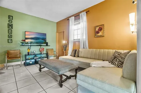 10031 SW 46th Street Miami FL 33165