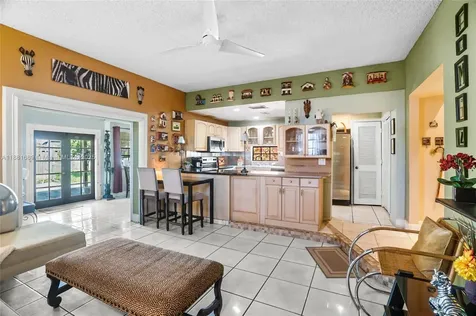 10031 SW 46th Street Miami FL 33165