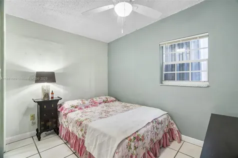 10031 SW 46th Street Miami FL 33165