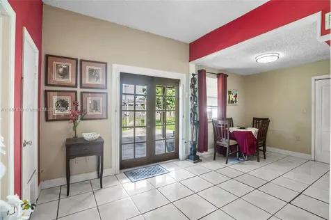 10031 SW 46th Street Miami FL 33165