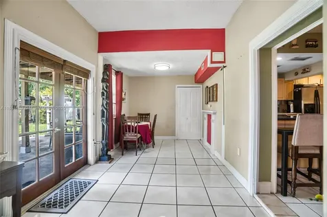10031 SW 46th Street Miami FL 33165