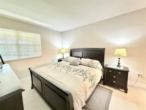 11700 SW 1st Street Pembroke Pines FL 33025