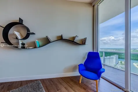 15811 Collins Avenue Sunny Isles Beach FL 33160