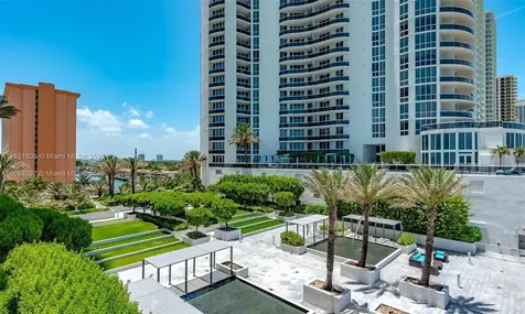 15811 Collins Avenue Sunny Isles Beach FL 33160