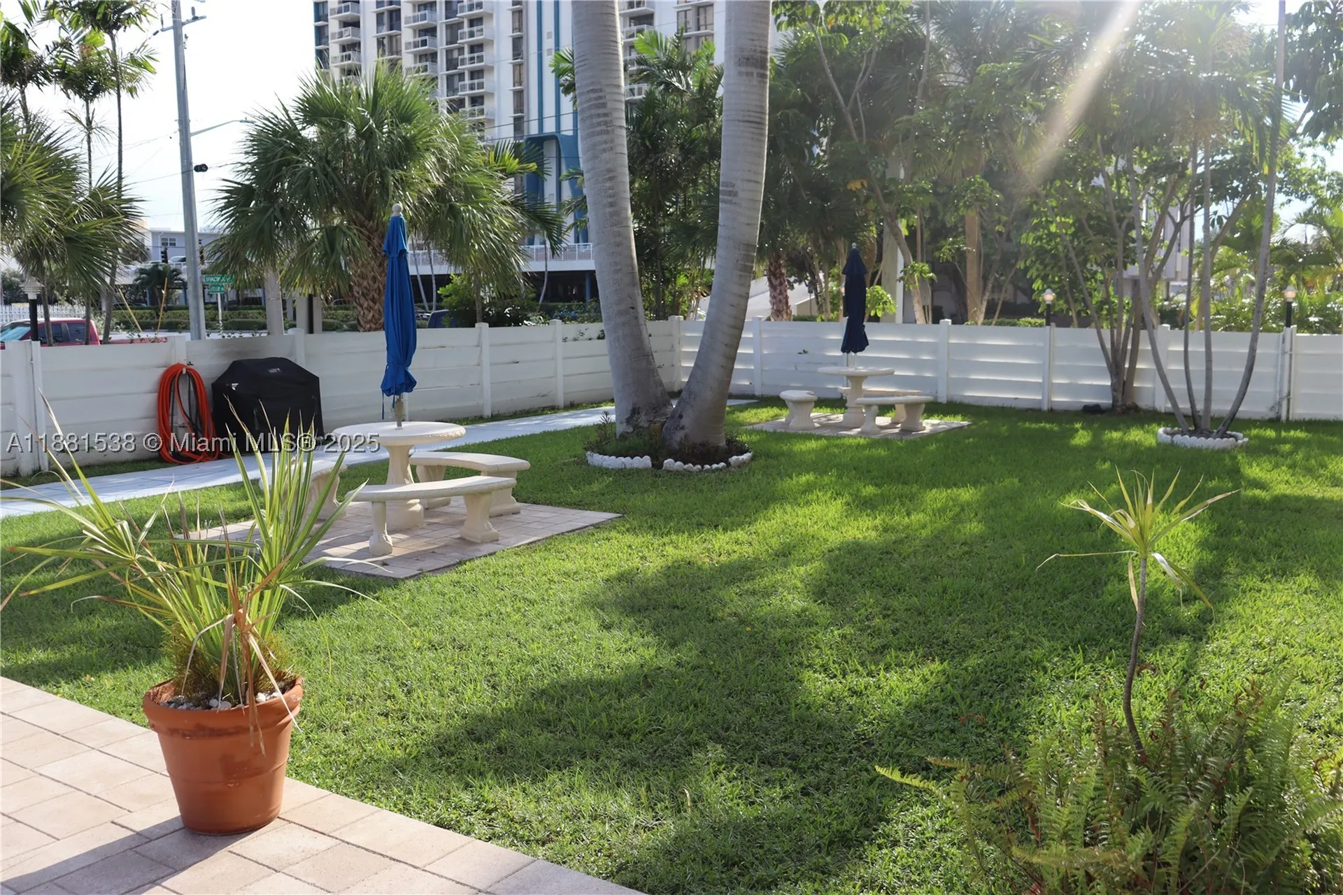 1901 S Ocean Drive Hollywood FL 33019