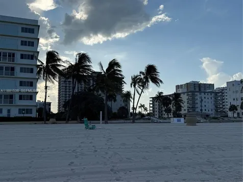 1901 S Ocean Drive Hollywood FL 33019