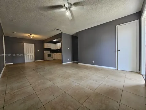 325 SW 80th Terrace North Lauderdale FL 33068
