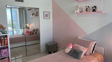 16485 Collins Avenue Sunny Isles Beach FL 33160